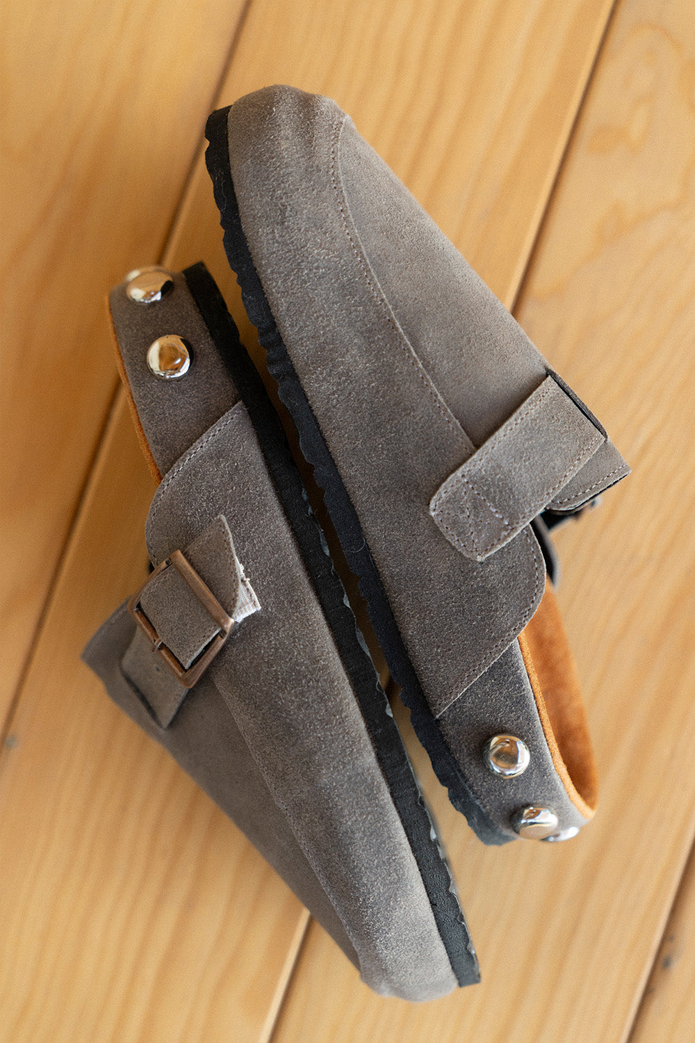 COLUMBA NOVA PIEL GAMUZA GRIS