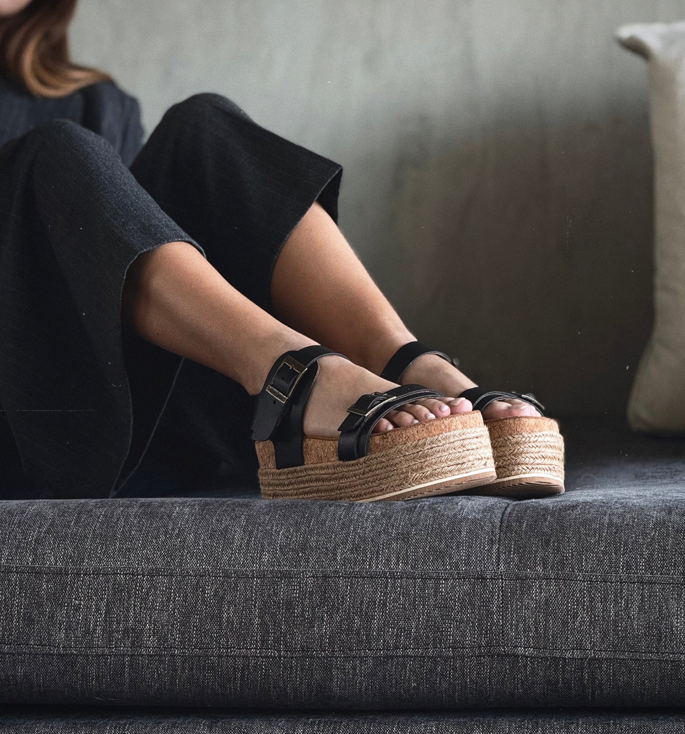 LUCERO SÚPER WEDGE SINTÉTICO NEGRO